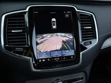 XC90 T8 Ultimate Dark Recharge Plug-In Hybrid AW