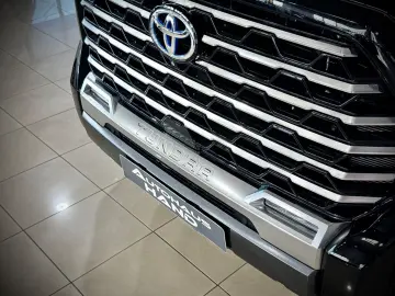 Tundra*Capstone*Pano*JBL*LED*Navi*E-Trittbretter