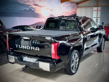 Tundra*Capstone*Pano*JBL*LED*Navi*E-Trittbretter