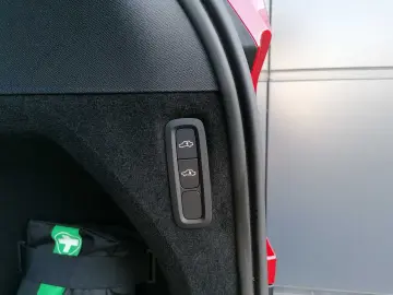 XC90 T8 AWD Recharge Plus Dark 7-Sitzer