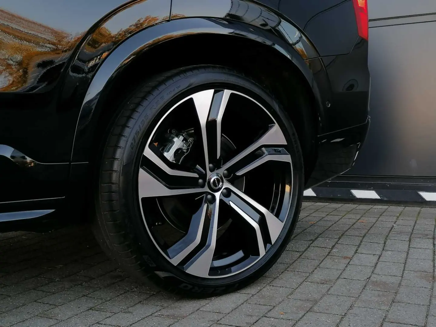 XC90 T8 AWD Recharge Plus Dark 7-Sitzer