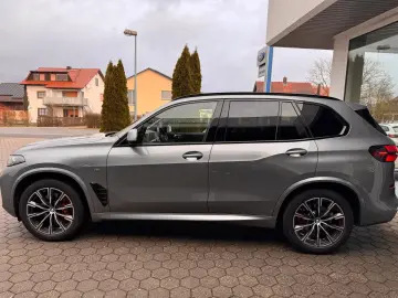 X5 30d xDrive M-Sport-Pro ABSTANDSTEMP. AHK