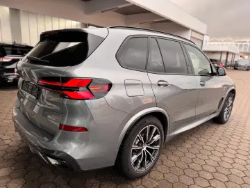 X5 30d xDrive M-Sport-Pro ABSTANDSTEMP. AHK
