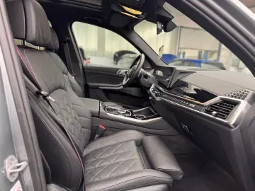 X5 30d xDrive M-Sport-Pro ABSTANDSTEMP. AHK