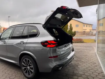 X5 30d xDrive M-Sport-Pro ABSTANDSTEMP. AHK