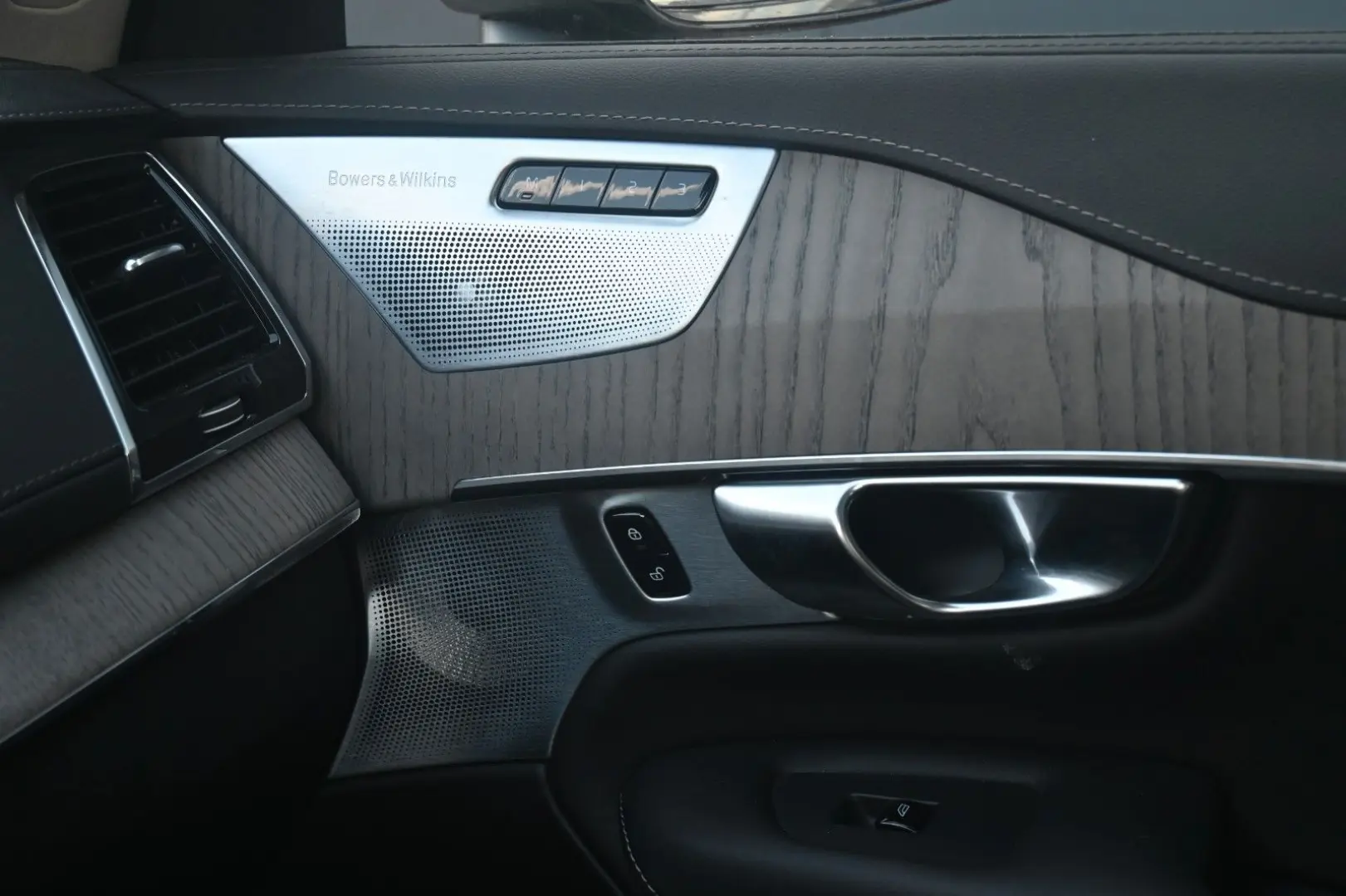 XC90 B5D Ultimate Dark*360°*MASS*22