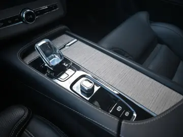 XC90 B5D Ultimate Dark*360°*MASS*22