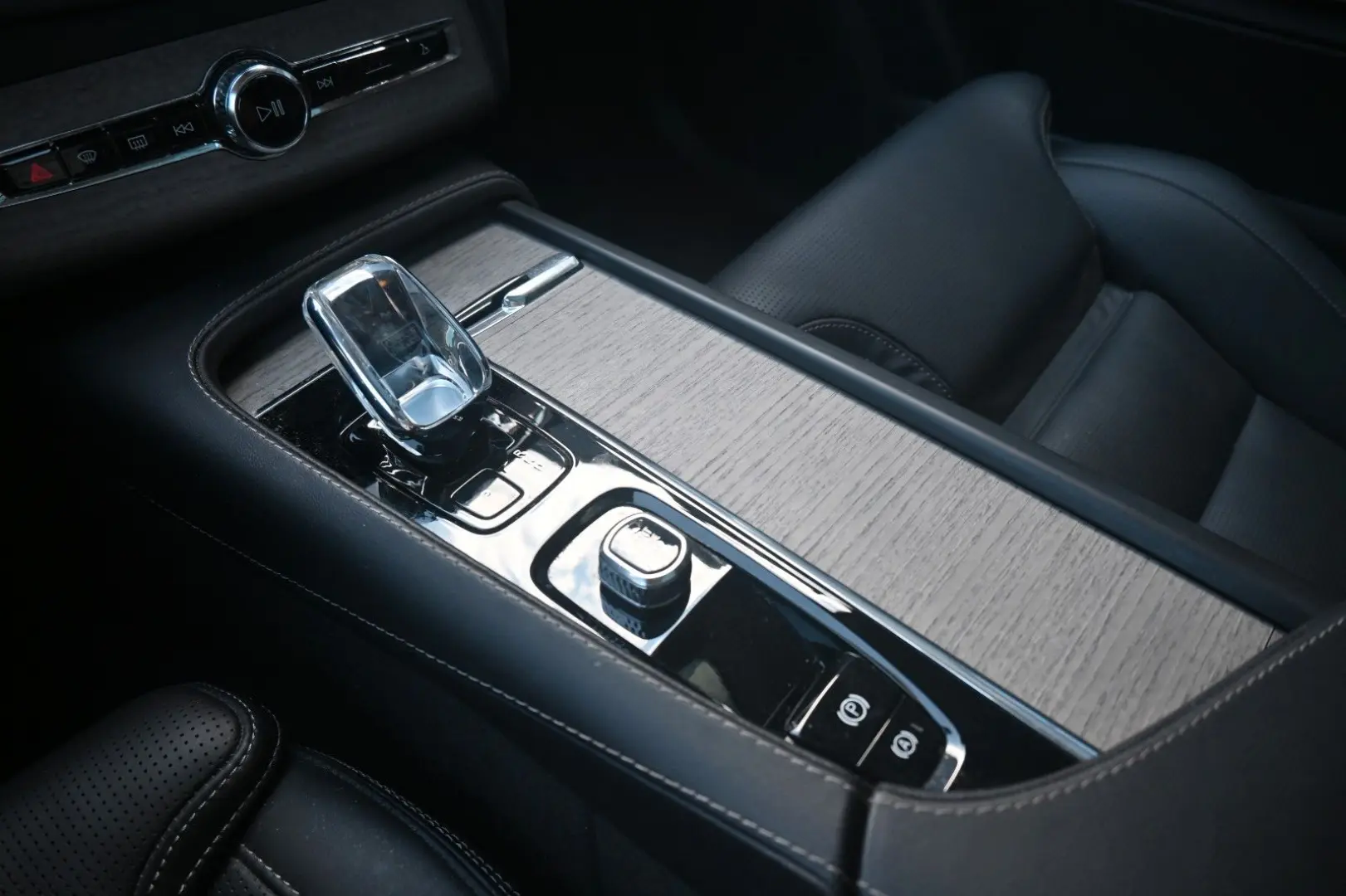 XC90 B5D Ultimate Dark*360°*MASS*22