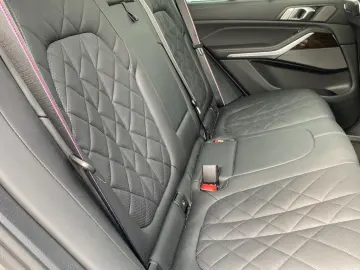 X5 xDrive 30d M Sport*AHK*Pano*Stdhzg*22Zoll*