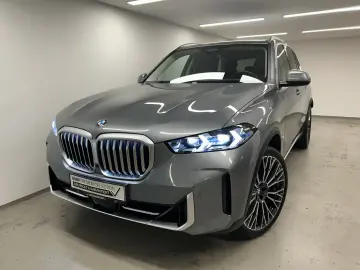 X5 xDrive40i M Sportpaket AHK B&W Pano. DAB Driv