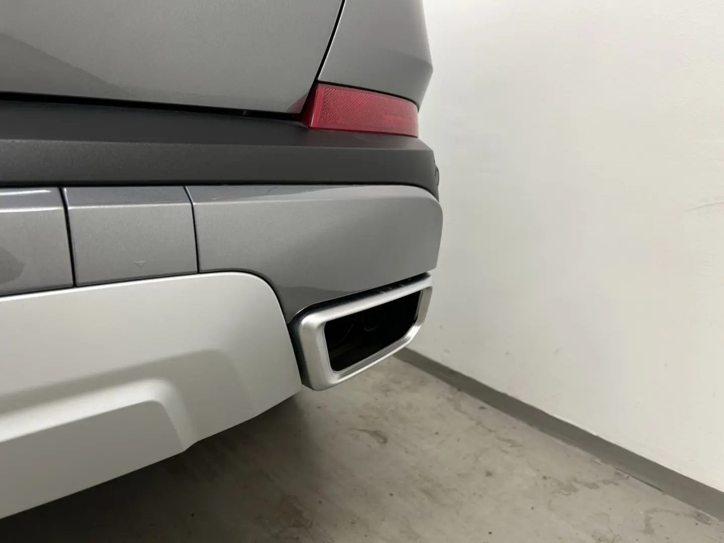 X5 xDrive40i M Sportpaket AHK B&W Pano. DAB Driv