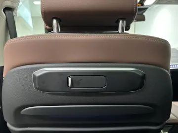 X5 xDrive40i M Sportpaket AHK B&W Pano. DAB Driv