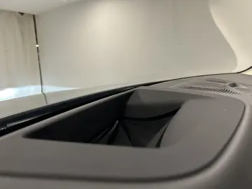 X5 xDrive40i M Sportpaket AHK B&W Pano. DAB Driv