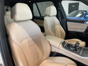 X5 45e xDrive HuD Laser Leder Luftfed. Pano 22