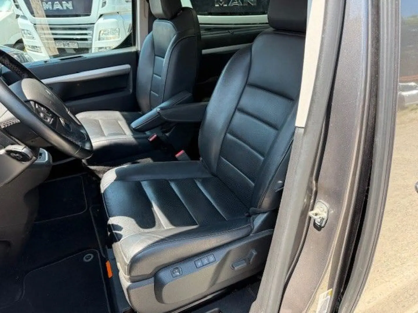 Traveller Elektromotor 136 (75kWh) Allure L2