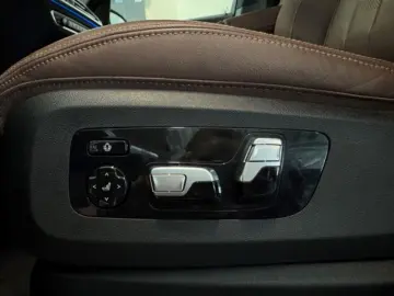 X5 xDrive 45e HUD AHK Pano Navi Leder Laserlicht