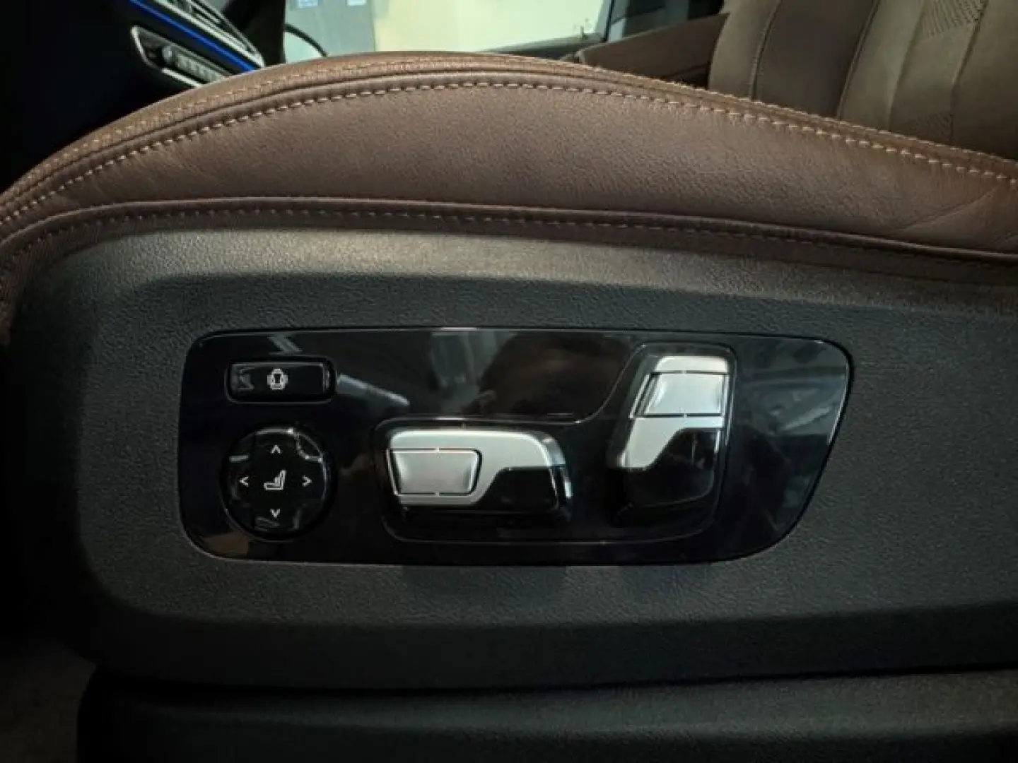 X5 xDrive 45e HUD AHK Pano Navi Leder Laserlicht