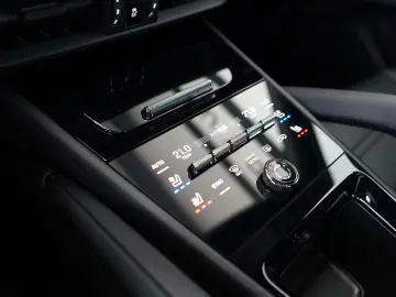 Cayenne Coupe S E-Hybrid/Massage/InnoDrive/AHK/