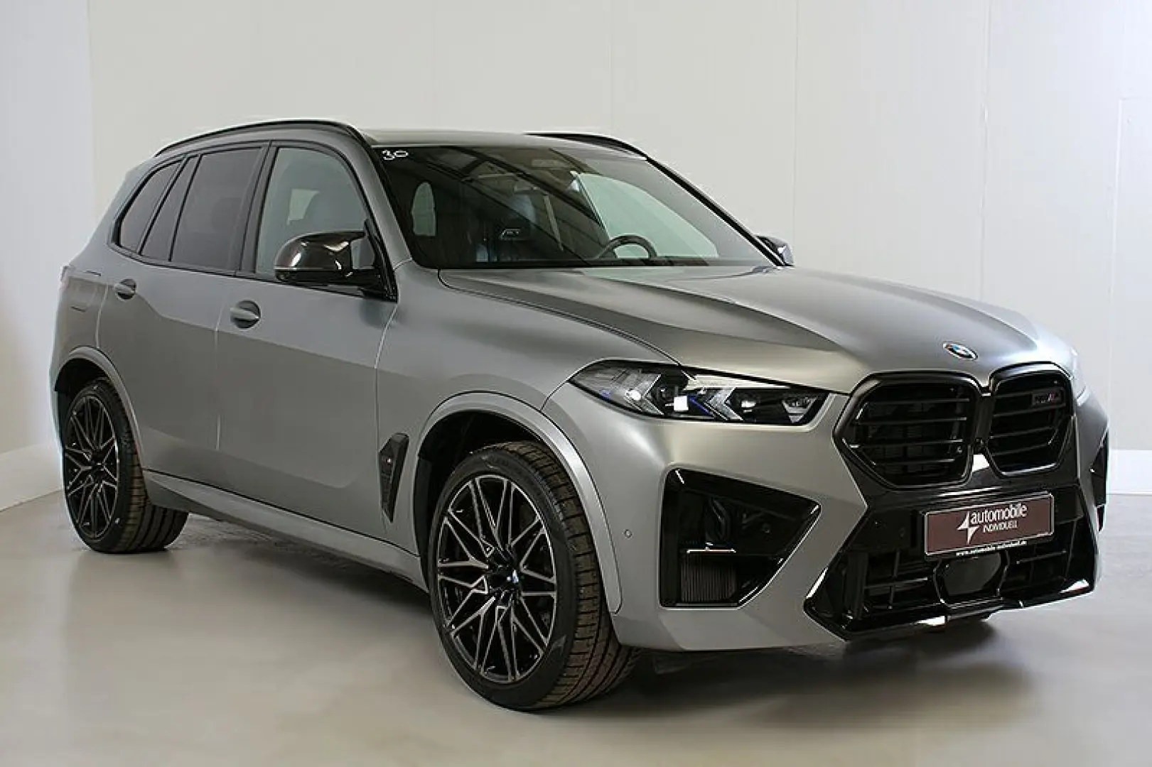 X5 M Competition 22Zoll AHK B&W Panorama V-MAX