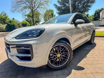 Cayenne Coupe E-Hybrid PANO 21 SITZB SPORT CHRO