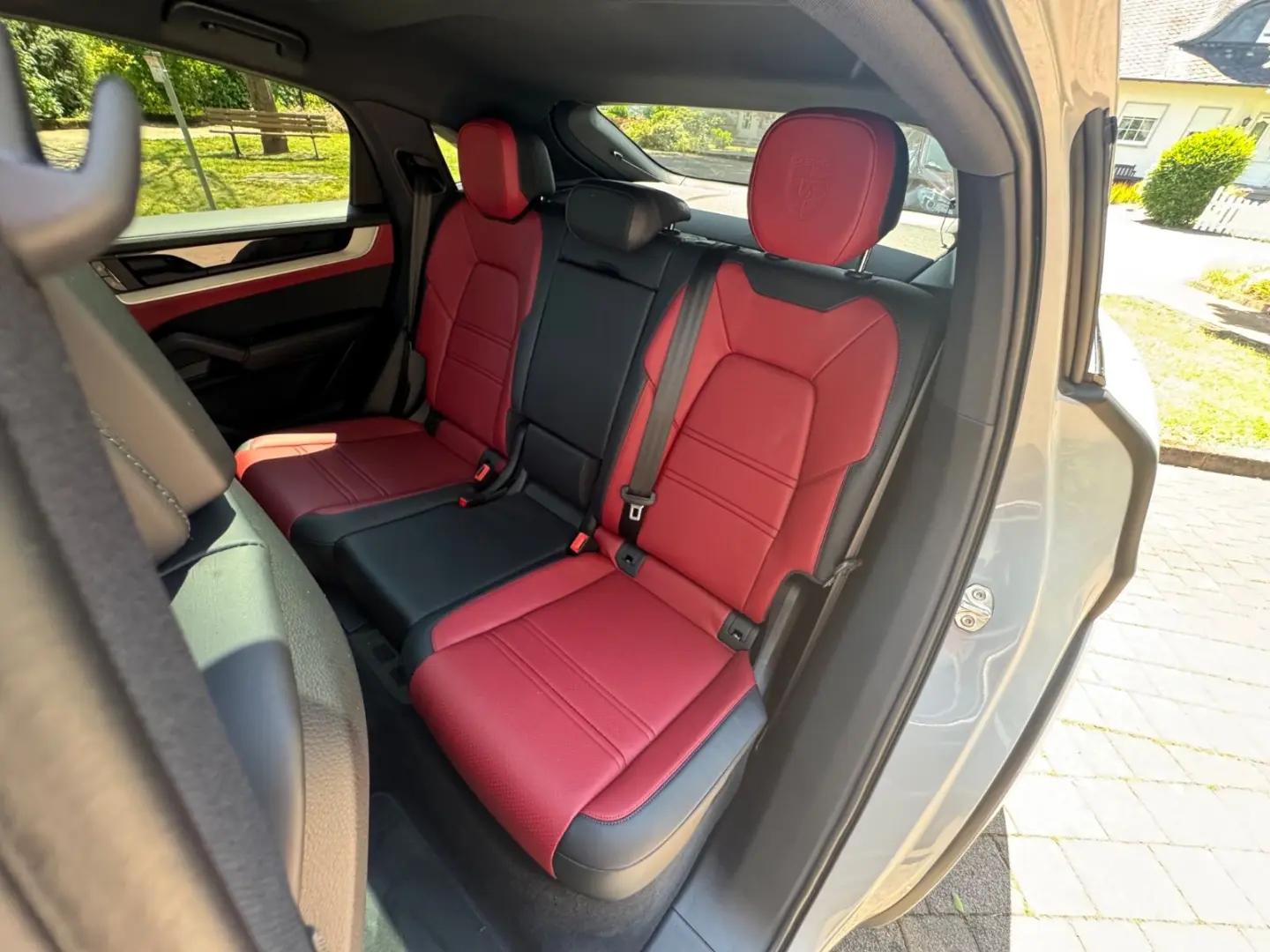 Cayenne Coupe E-Hybrid*PANO*21
