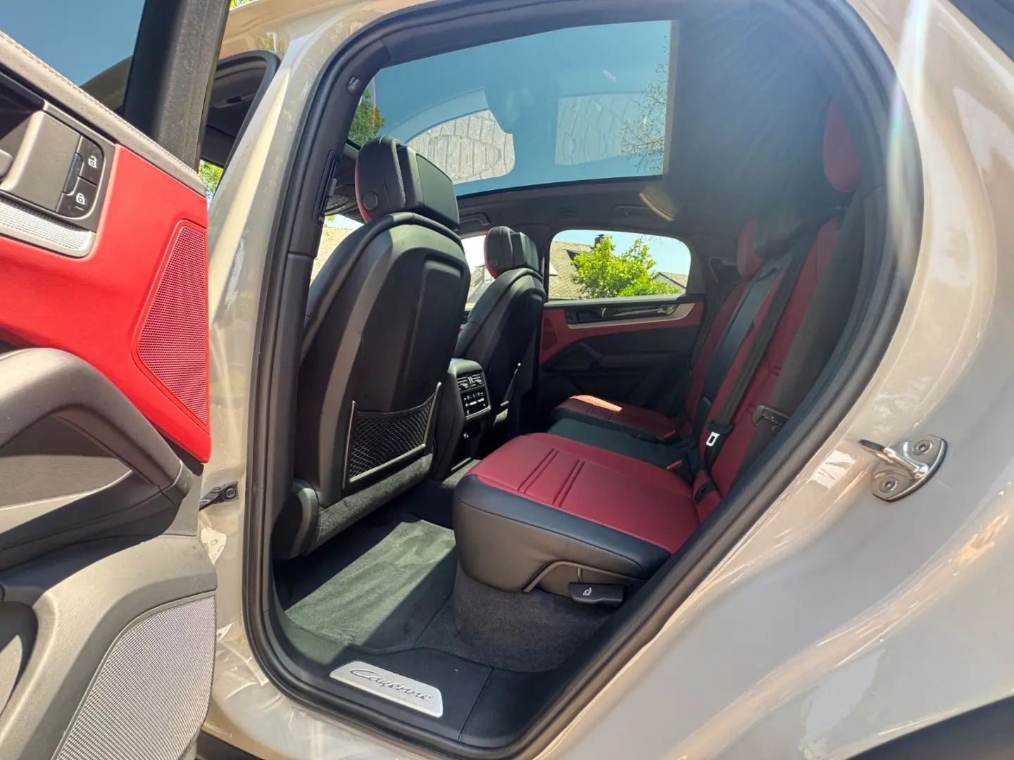 Cayenne Coupe E-Hybrid*PANO*21