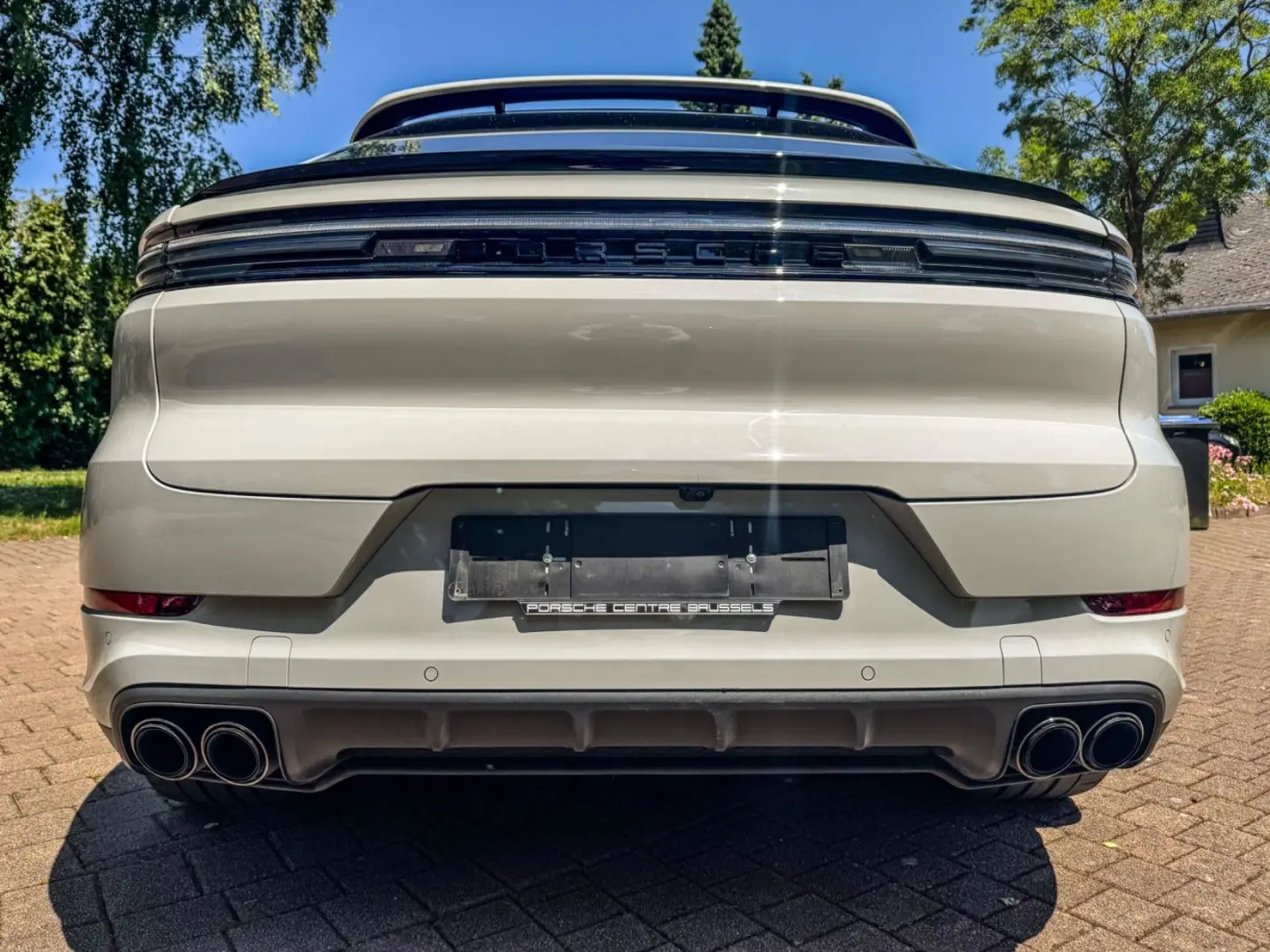 Cayenne Coupe E-Hybrid*PANO*21