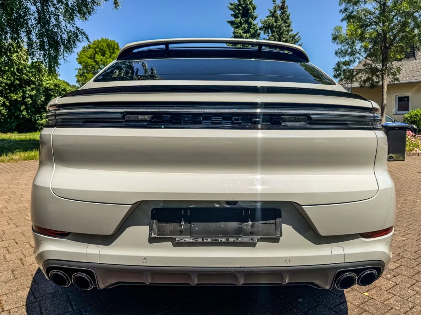 Cayenne Coupe E-Hybrid*PANO*21