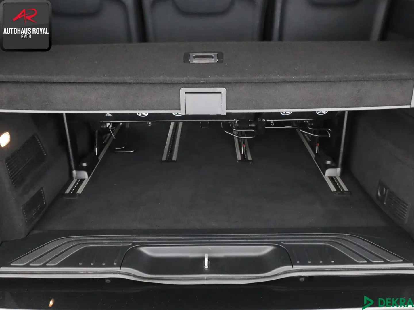 V 220 d SPORTPAKET LANG 8 SITZE PANO,BURMESTER
