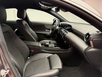 Mercedes Benz CLA 180 Coupé
