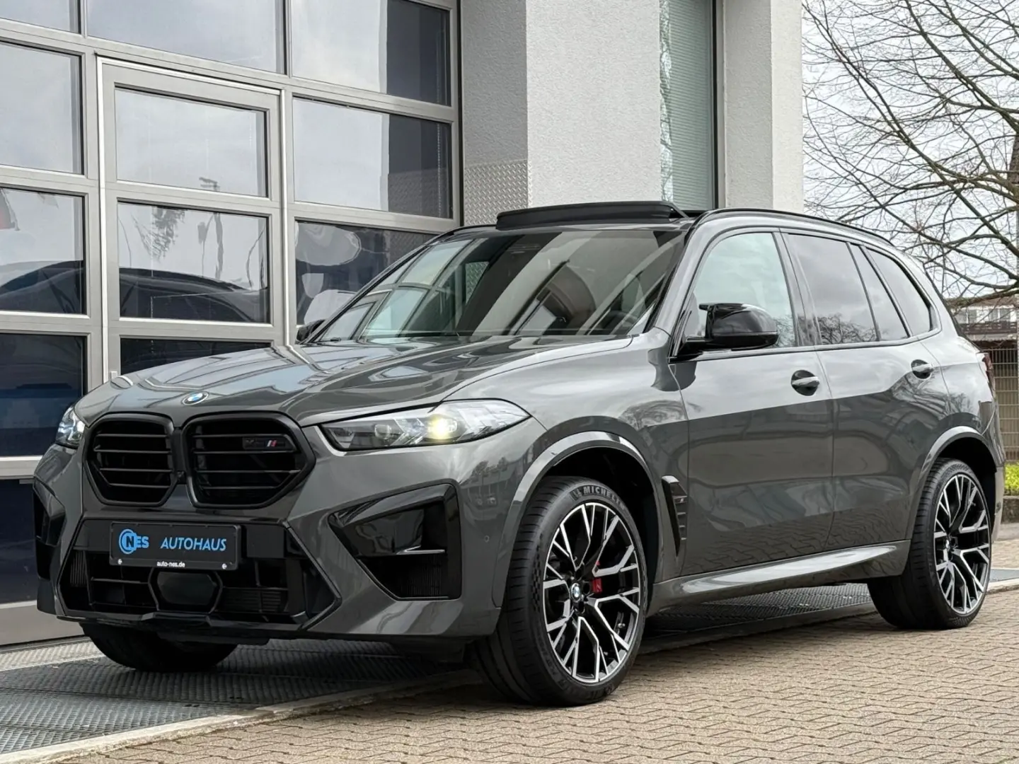 X5 M COMPETITION*B&W*SKY LOUNGE*SOFTCLOSE*360*