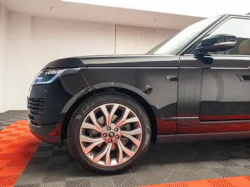 Range Rover Autobiography