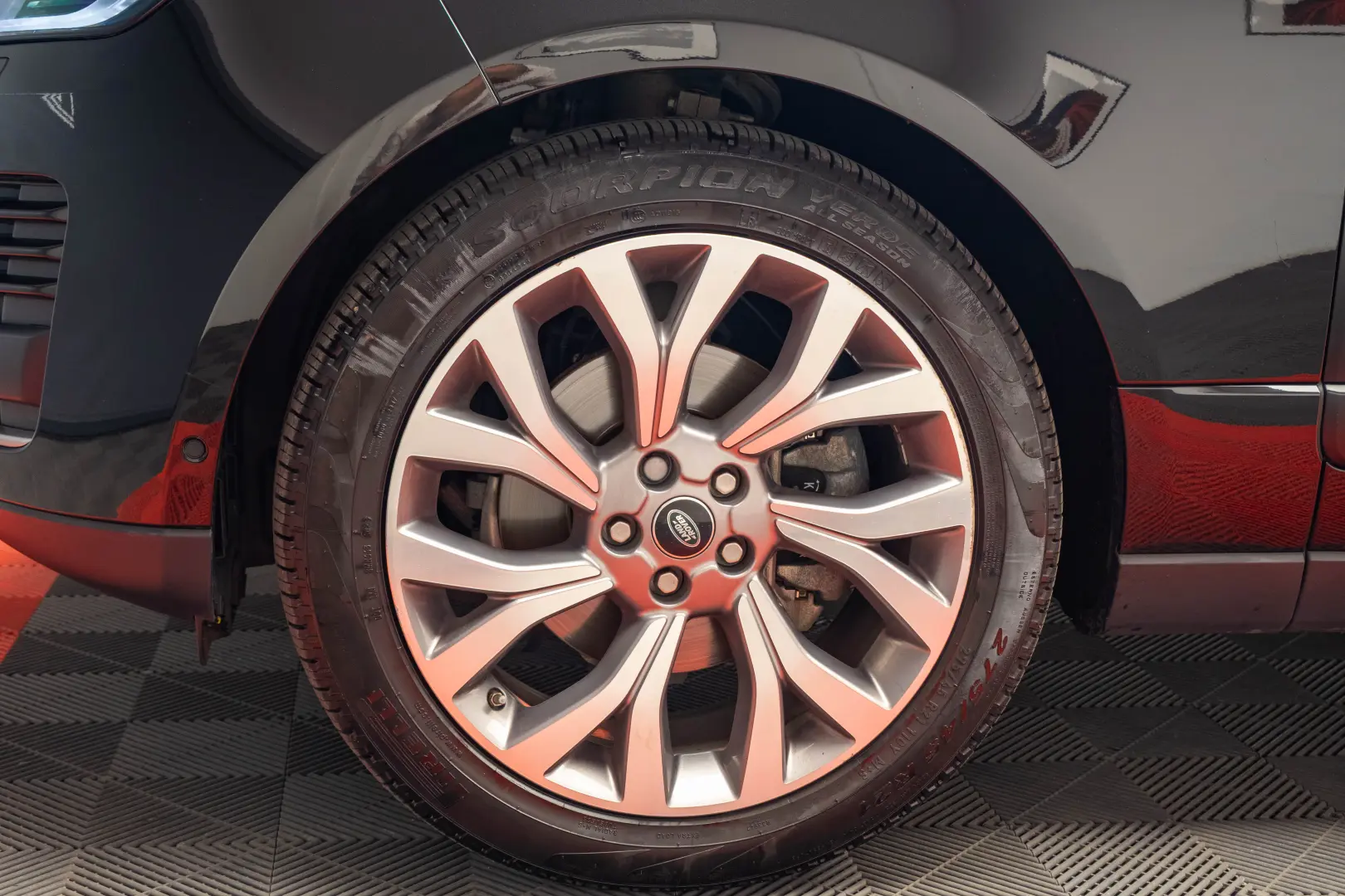 Range Rover Autobiography