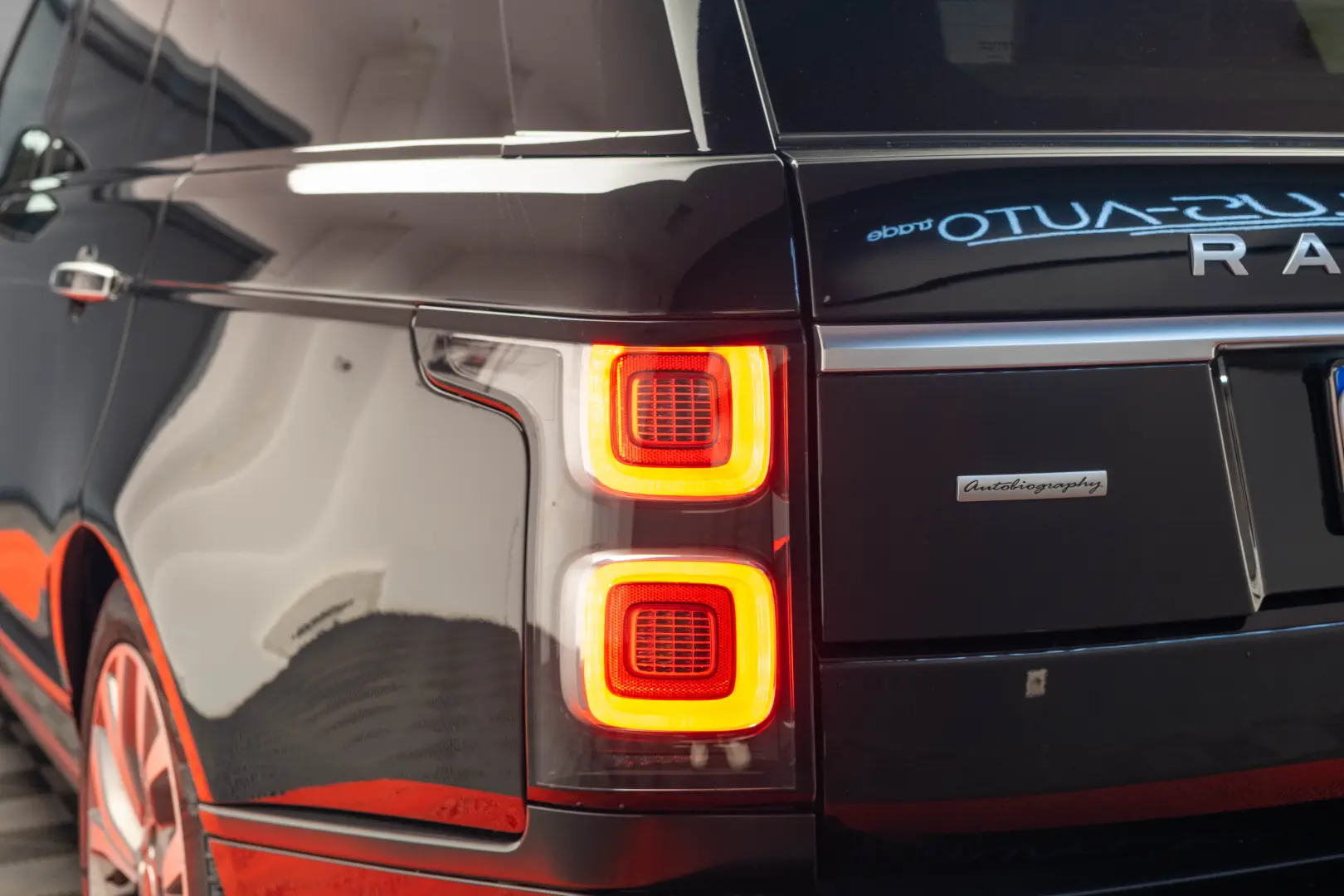 Range Rover Autobiography