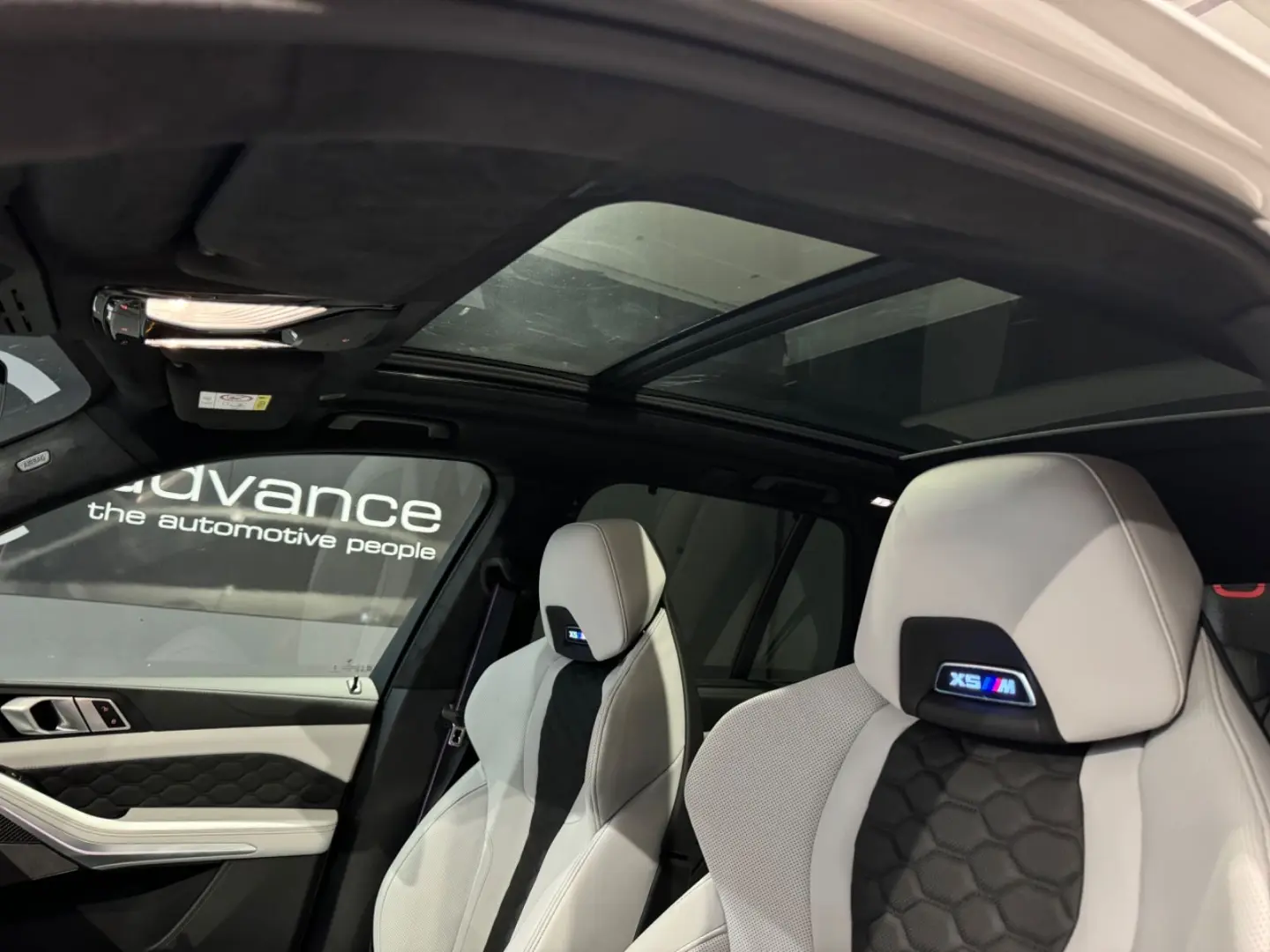 X5 M Competition*VMAX*Carbon*WhiteWhite*AHK*Ino*