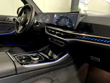 X5 M 60i M Pro *Sky-Lounge*22 Zoll*Iconic Glow*