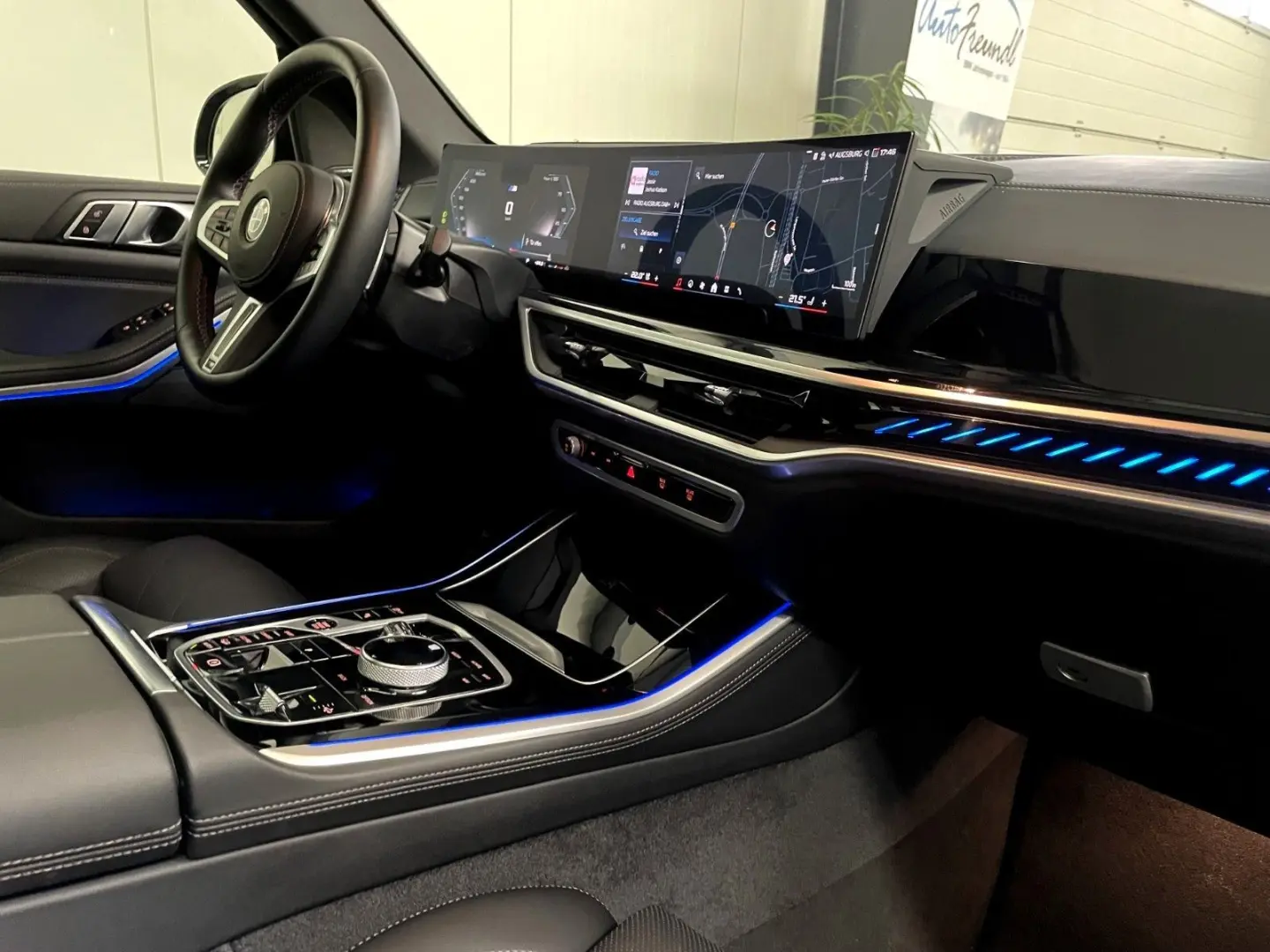 X5 M 60i M Pro *Sky-Lounge*22 Zoll*Iconic Glow*