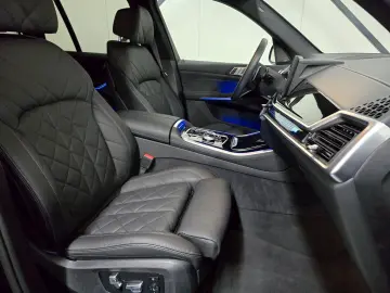X5 M 60i M Pro *Sky-Lounge*22 Zoll*Iconic Glow*