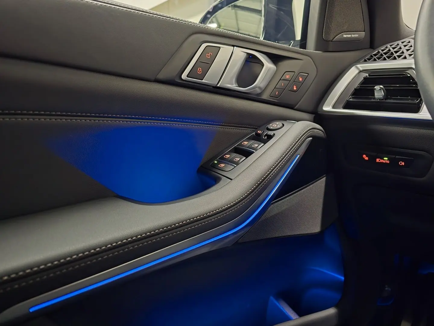 X5 M 60i M Pro *Sky-Lounge*22 Zoll*Iconic Glow*