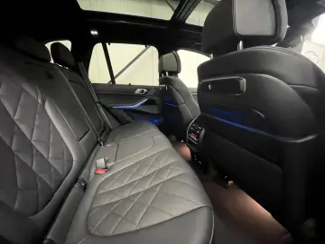X5 M 60i M Pro *Sky-Lounge*22 Zoll*Iconic Glow*