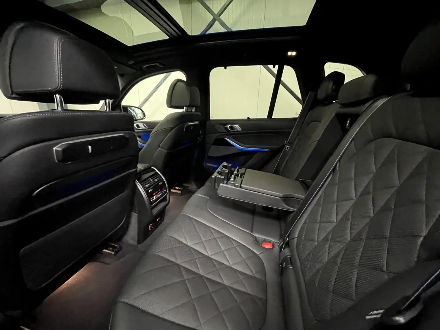 X5 M 60i M Pro *Sky-Lounge*22 Zoll*Iconic Glow*
