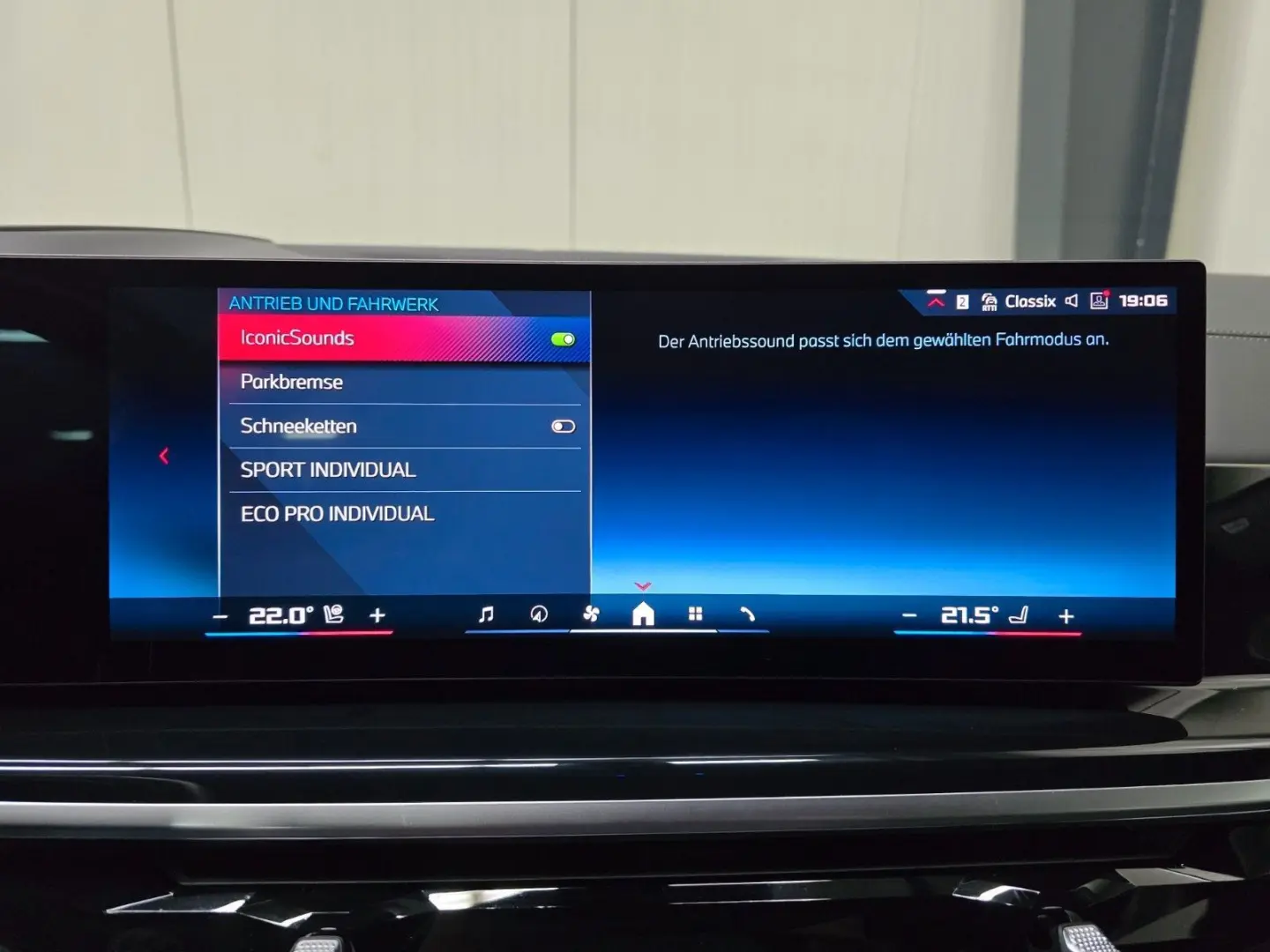 X5 M 60i M Pro *Sky-Lounge*22 Zoll*Iconic Glow*