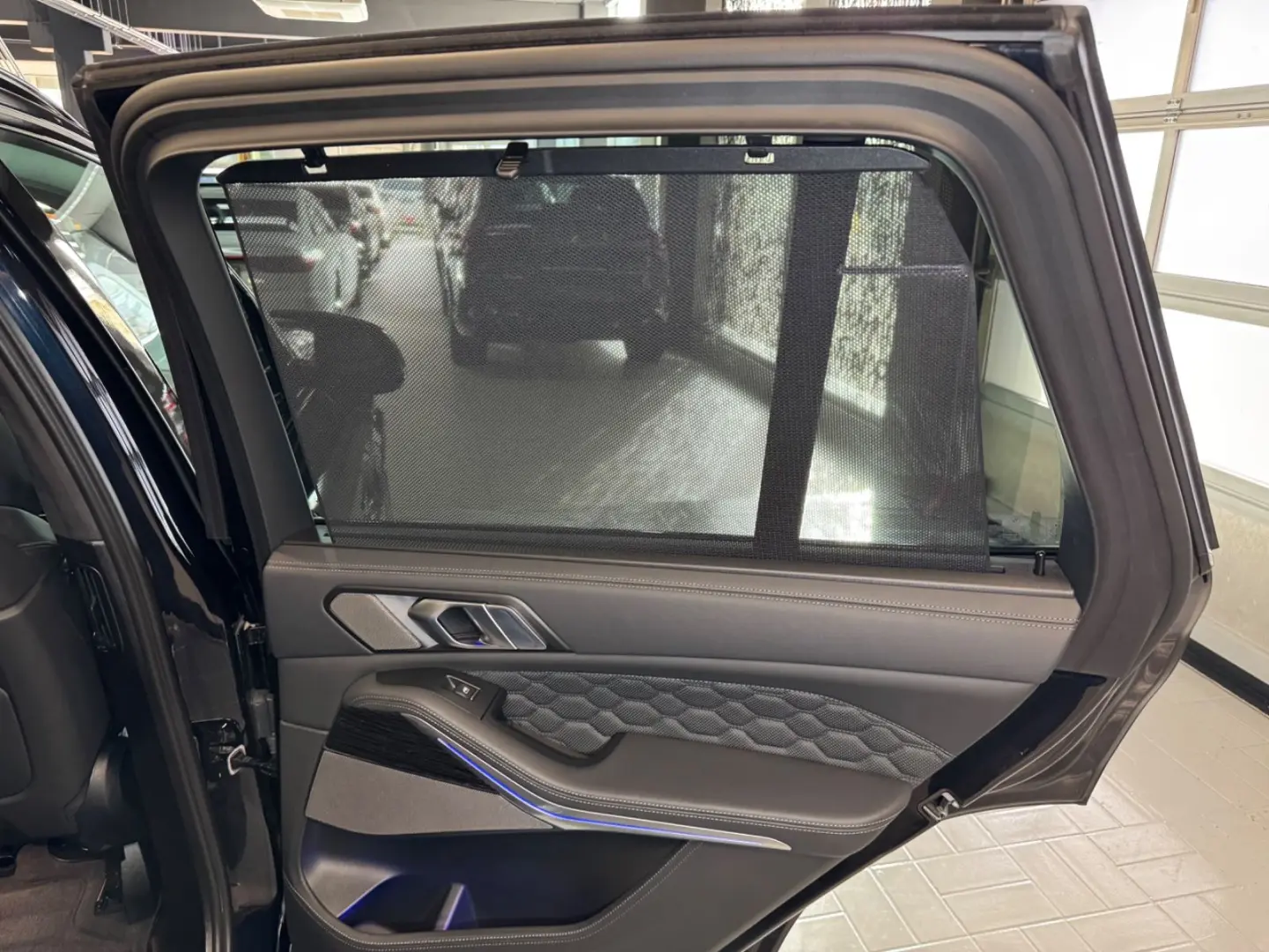 X5 M Competition~PANO~HUD~MASSAGE~SOFT-CLOSE