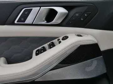 X5 M Competition*NAVI*LEDER*PANO*VOLL*