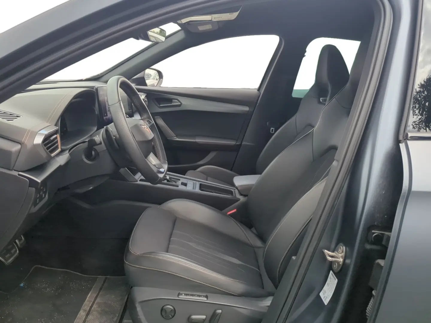 Formentor VZ 2,0 TSI DSG 4Drive+Navi+ACC+PDC+19´