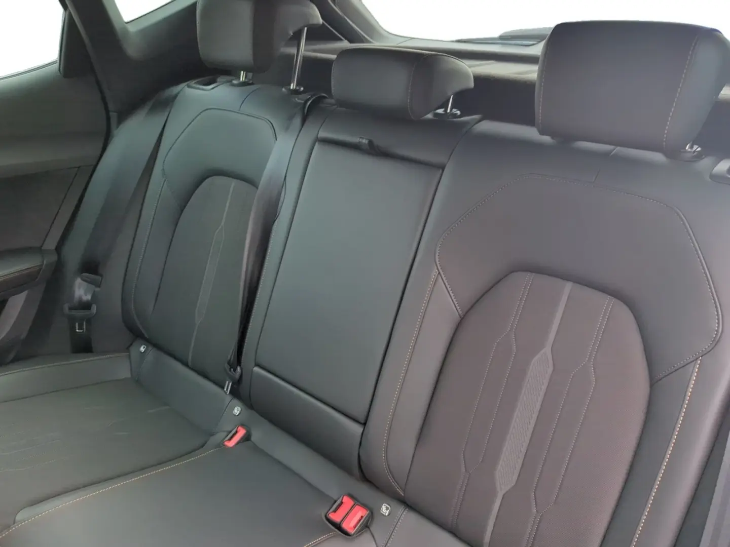 Formentor VZ 2,0 TSI DSG 4Drive+Navi+ACC+PDC+19´