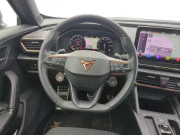 Formentor VZ 2,0 TSI DSG 4Drive+Navi+ACC+PDC+19´