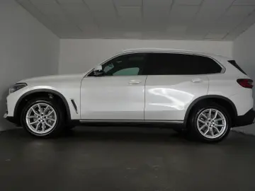 X5 xDrive30d xLine *STANDHEIZUNG.LASER.HUD.PGSD*