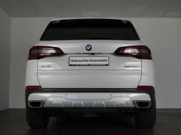 X5 xDrive30d xLine *STANDHEIZUNG.LASER.HUD.PGSD*