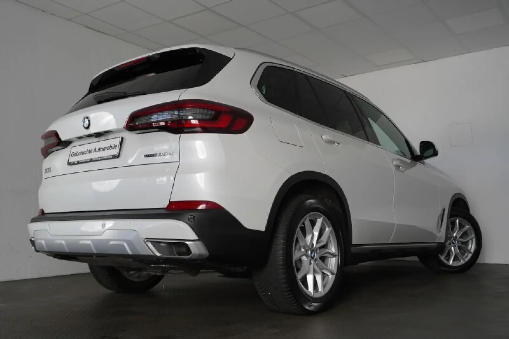 X5 xDrive30d xLine *STANDHEIZUNG.LASER.HUD.PGSD*